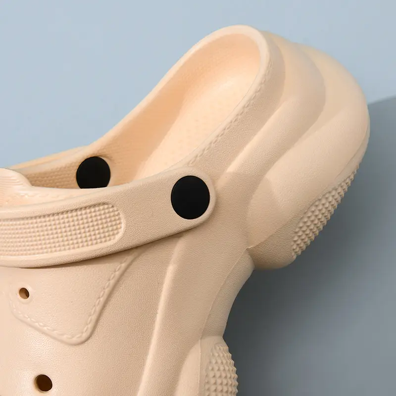 Classic Cloud Thick Sole Shoes Women's Cute Sweet Baotou Beach Sandals Women's Cross-border Wholesale - Image 6