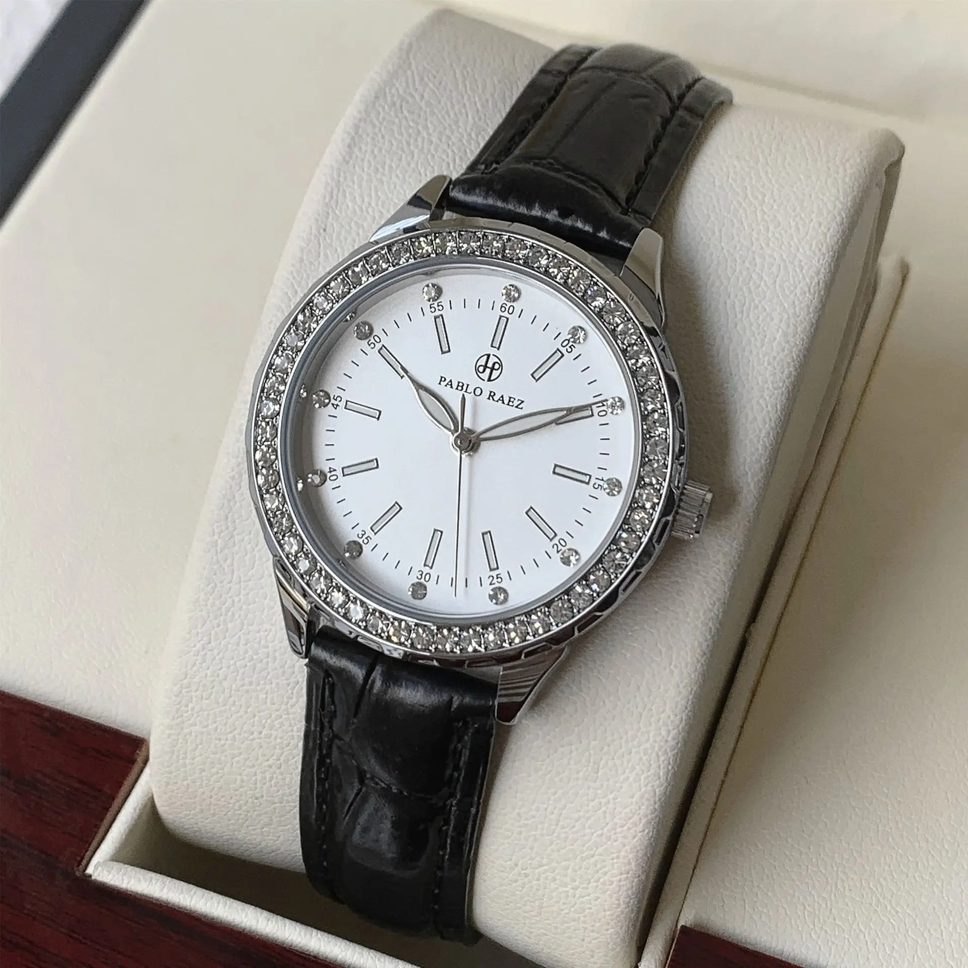 Luxury Rhinestone Ladies Watch Black Belt Quartz Waterproof - Image 5