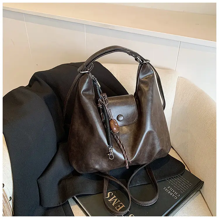Black Crossbody Tote Bag for Women 2026 Autumn Winter — feature 10