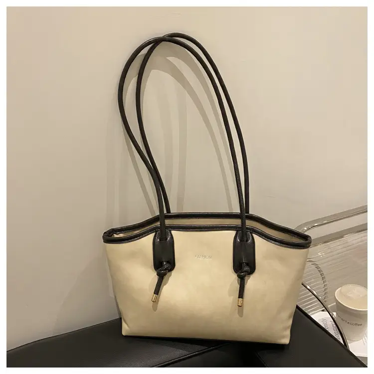 Women's Retro Texturistic Shoulder Bag 2024 - Image 6