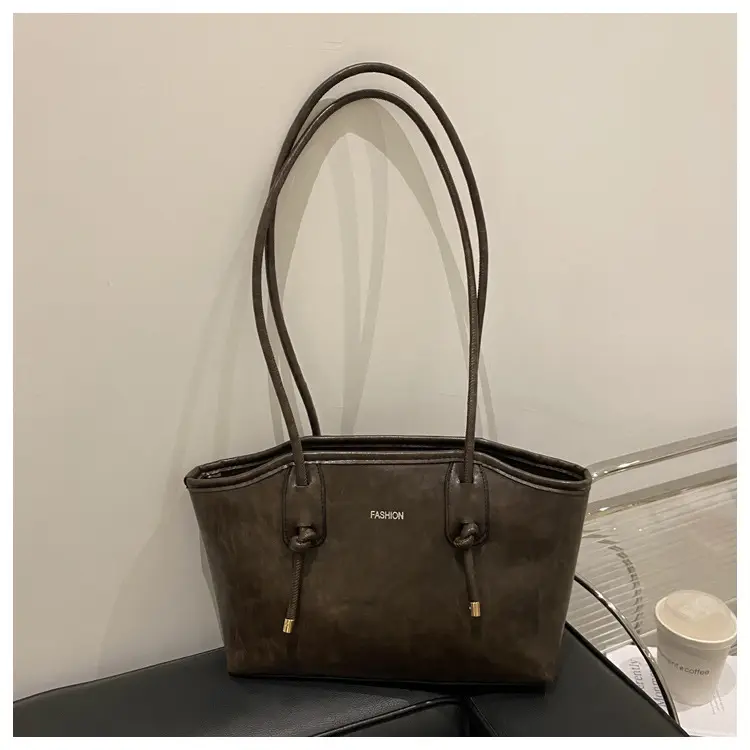 Women's Retro Texturistic Shoulder Bag 2024 - Image 8