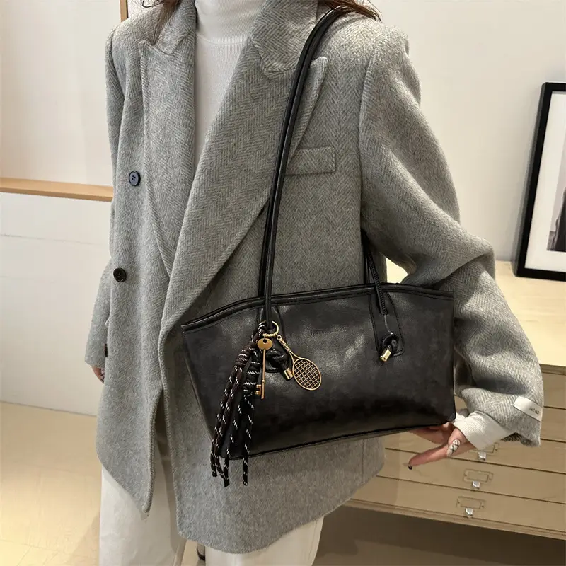 Women's Vintage Textured Shoulder Tote Bag Black - Image 11