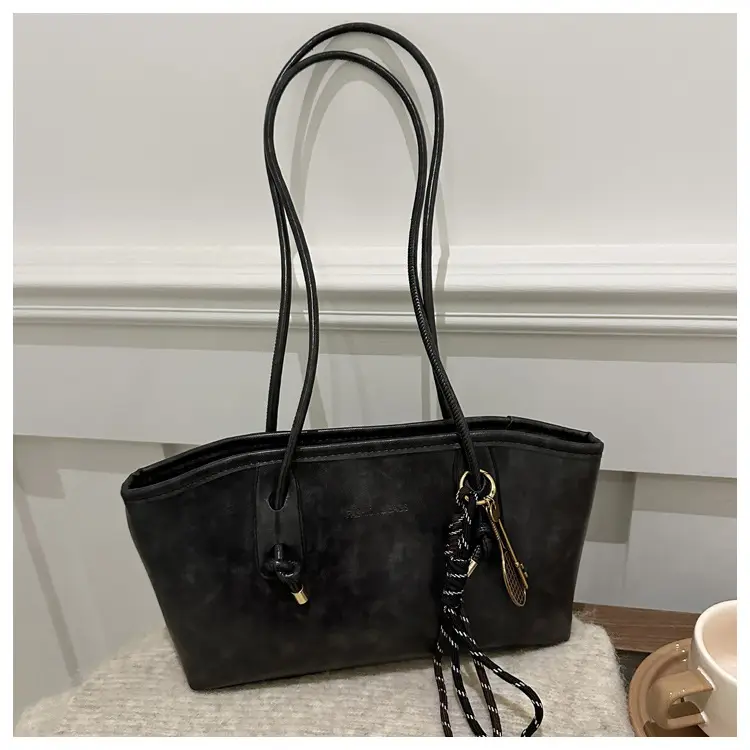 Women's Vintage Textured Shoulder Tote Bag Black — feature 20