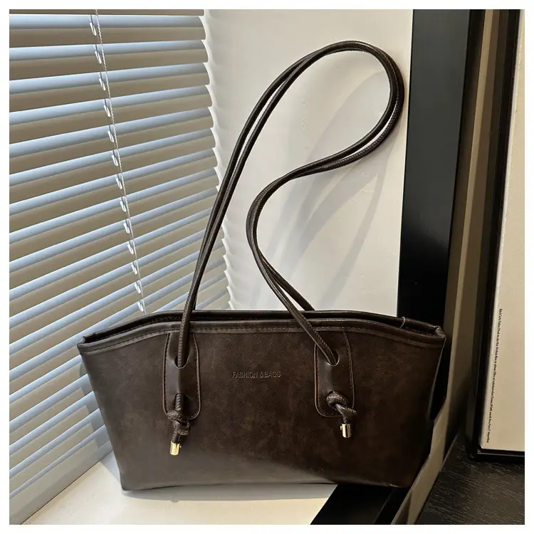 Women's Vintage Textured Shoulder Tote Bag Black — feature 24