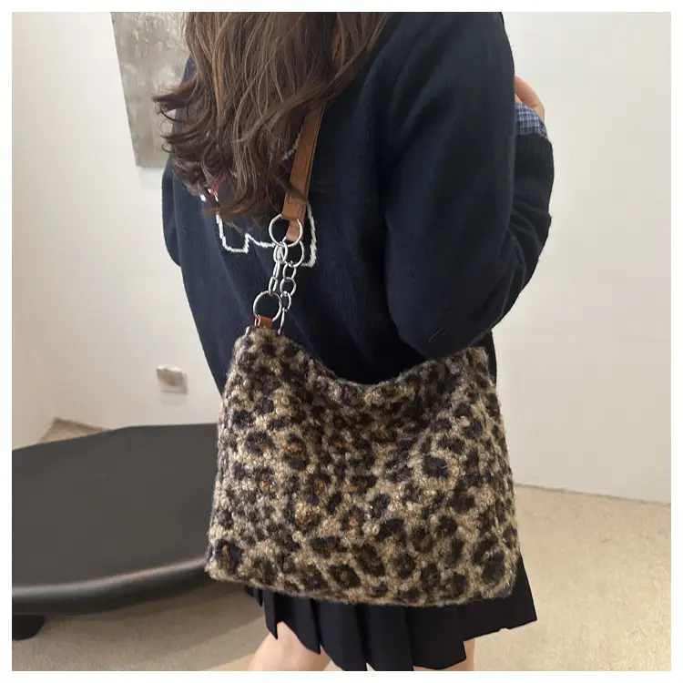Leopard Print Plush Underarm Bag for Women Large Capacity — feature 26