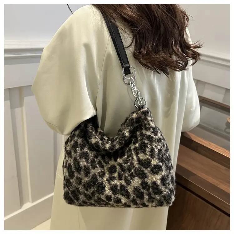 Leopard Print Plush Underarm Bag for Women Large Capacity — feature 27