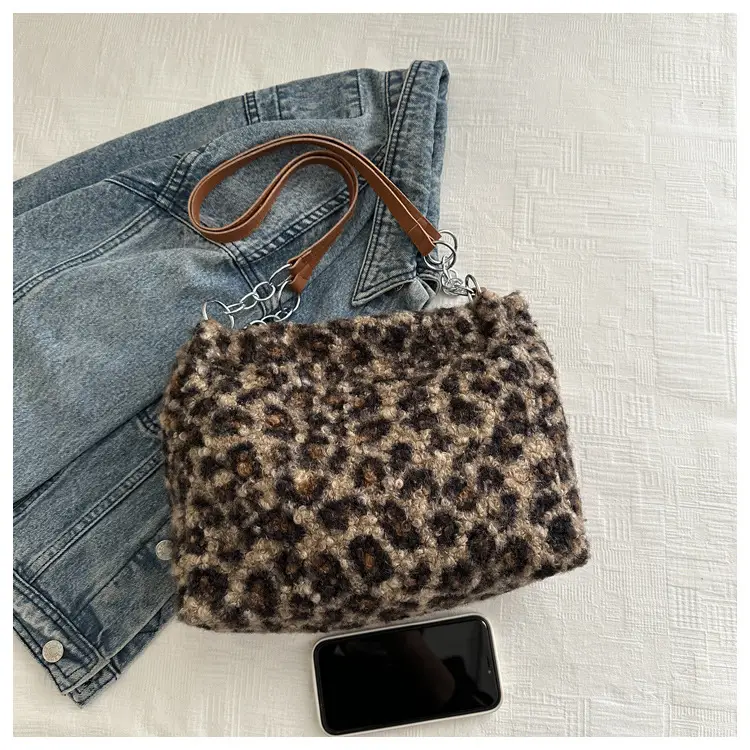 Leopard Print Plush Underarm Bag for Women Large Capacity — feature 33