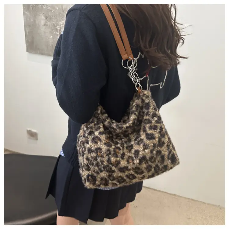 Leopard Print Plush Underarm Bag for Women Large Capacity — feature 45