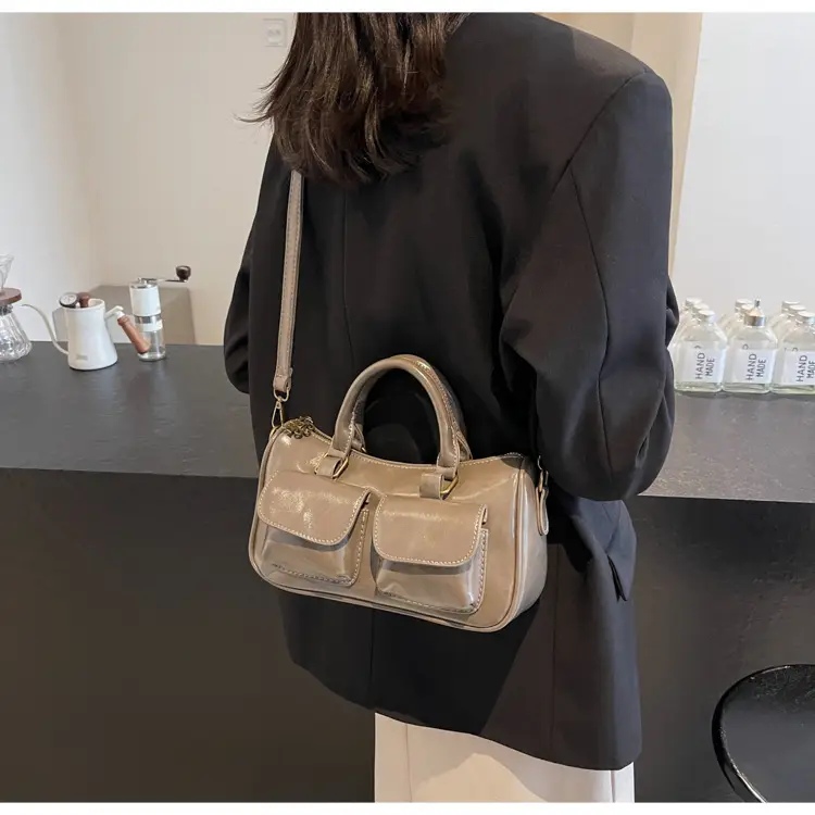 Black Crossbody Bag for Women 2026 Retro Square Design — feature 25