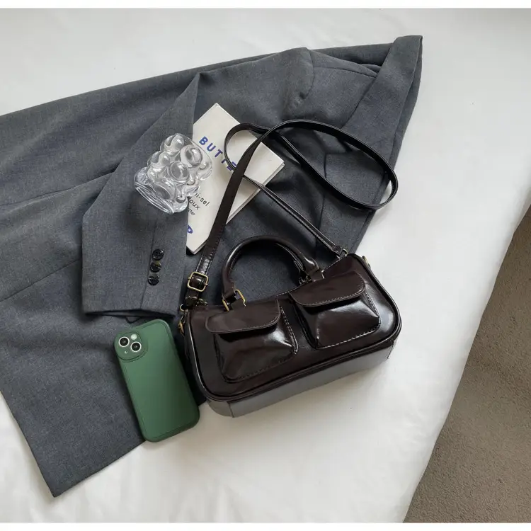 Black Crossbody Bag for Women 2026 Retro Square Design — feature 37