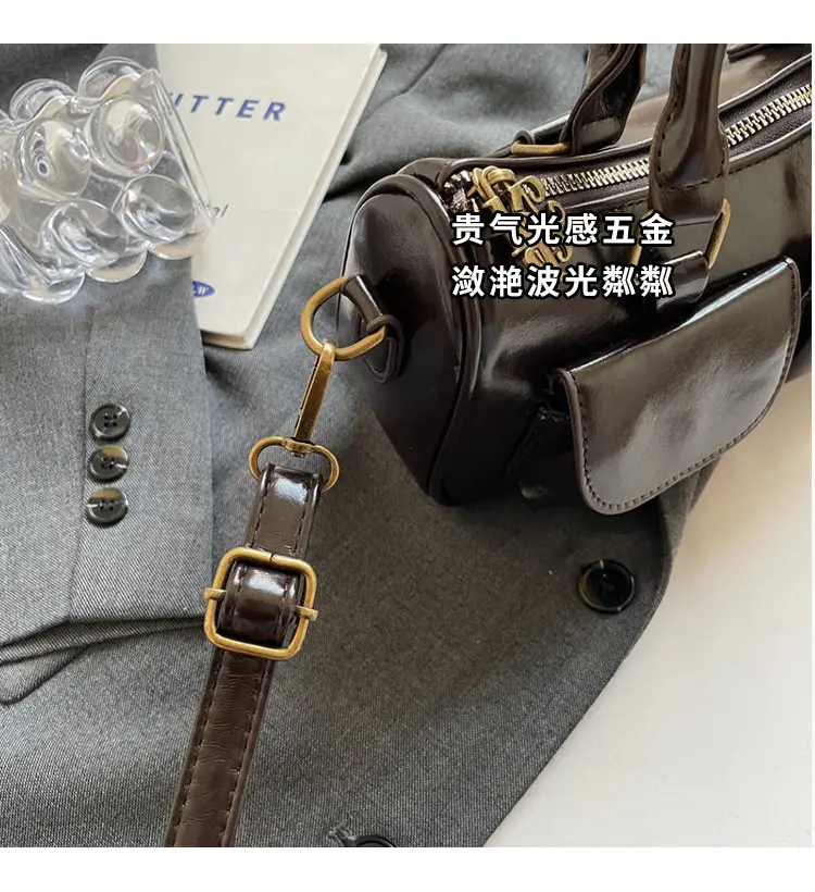 Black Crossbody Bag for Women 2026 Retro Square Design — feature 5