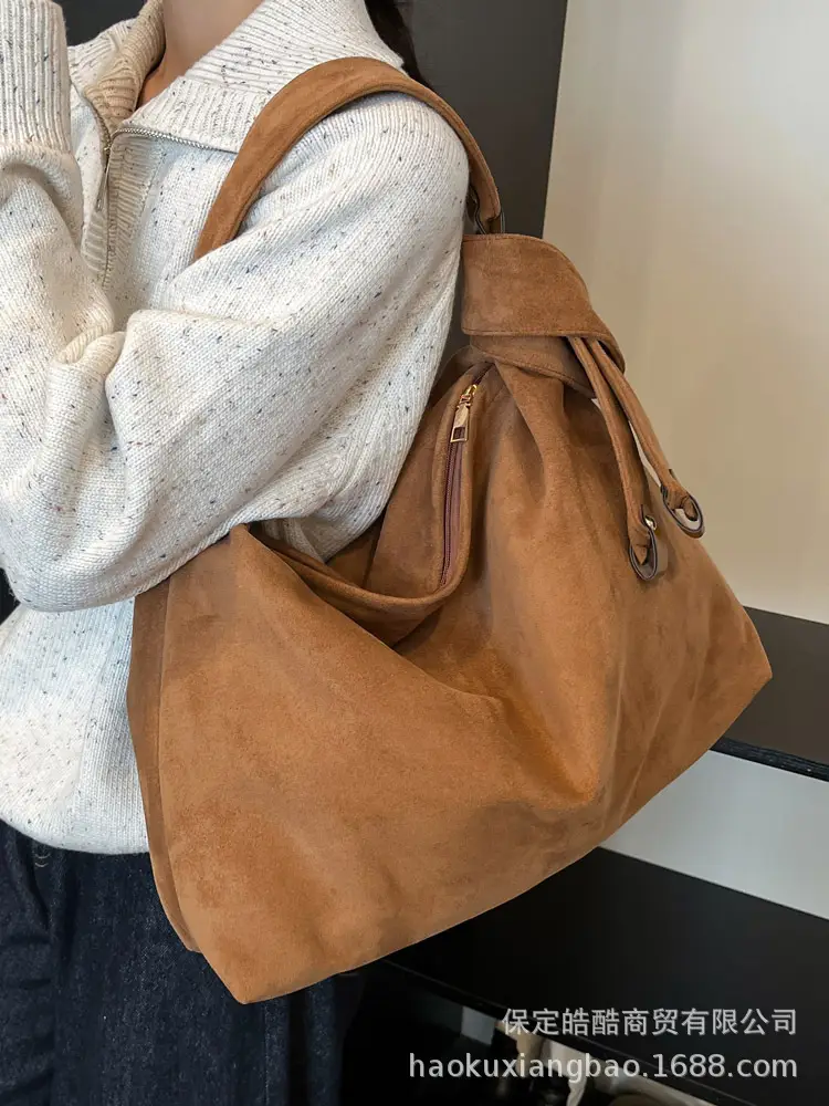 Women Retro Niche Armpit Bag Brown Suede Large Capacity Shoulder Bag - Image 6