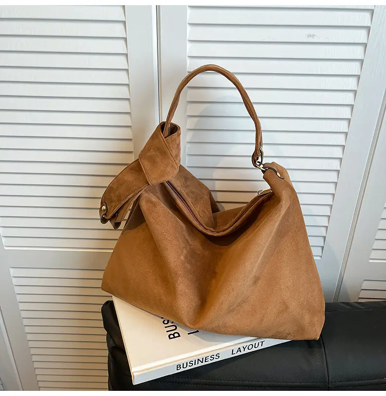 Women Retro Niche Armpit Bag Brown Suede Large Capacity Shoulder Bag — feature 15