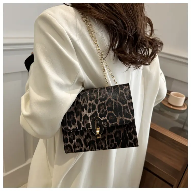 Leopard Print Chain Bag for Women Winter New Style — feature 14