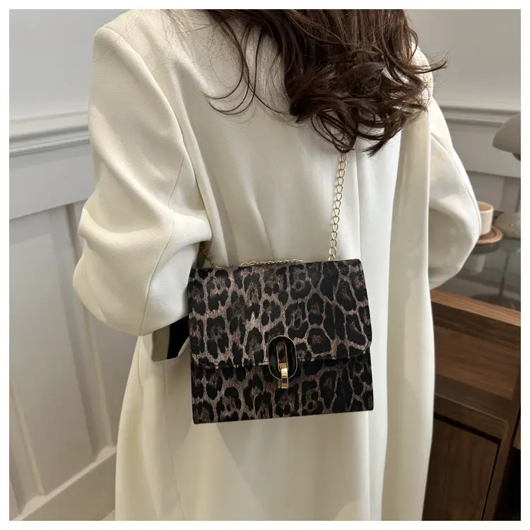 Leopard Print Chain Bag for Women Winter New Style — feature 15