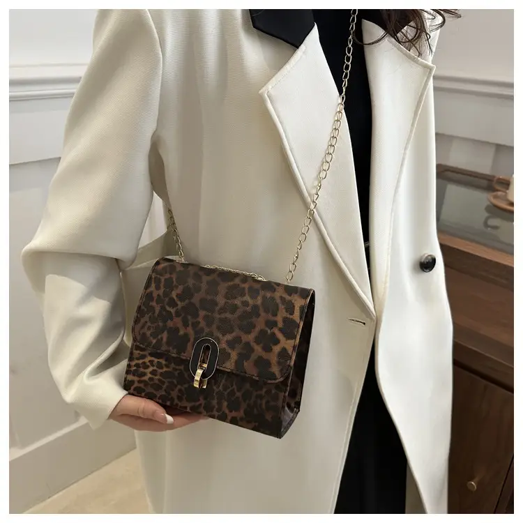 Leopard Print Chain Bag for Women Winter New Style — feature 18