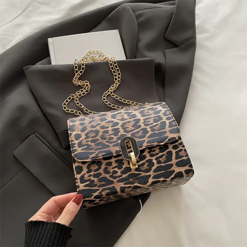 Leopard Print Chain Bag for Women Winter New Style - Image 4