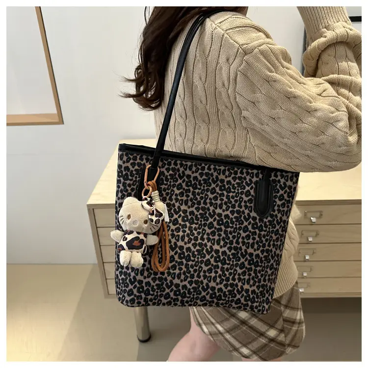 Leopard Print Women's Shoulder Bag 2024 Autumn Large Capacity — feature 17