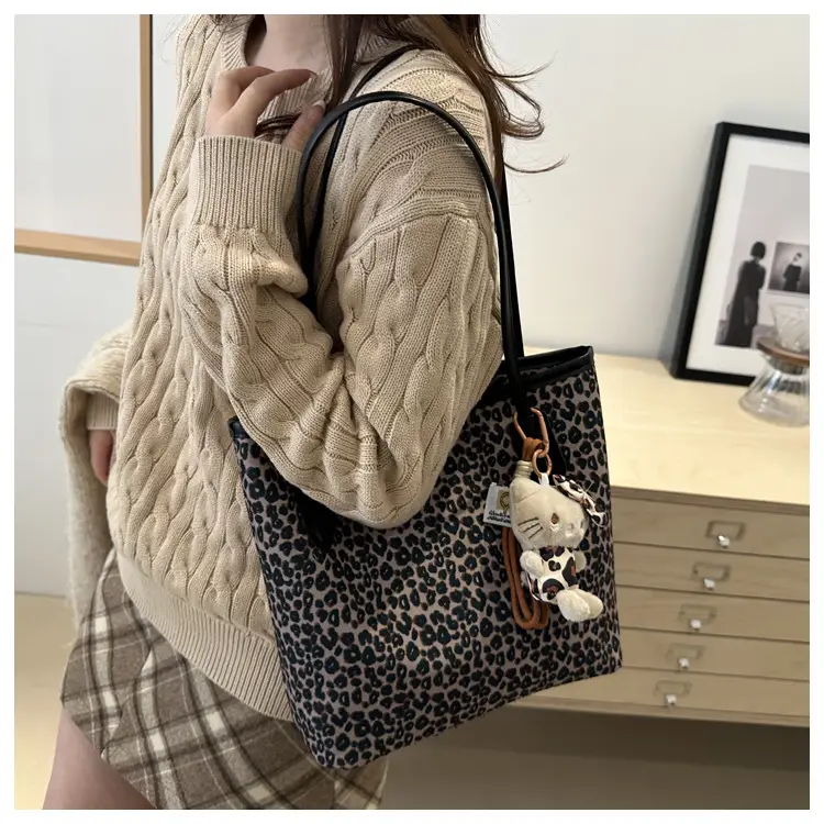 Leopard Print Women's Shoulder Bag 2024 Autumn Large Capacity — feature 19