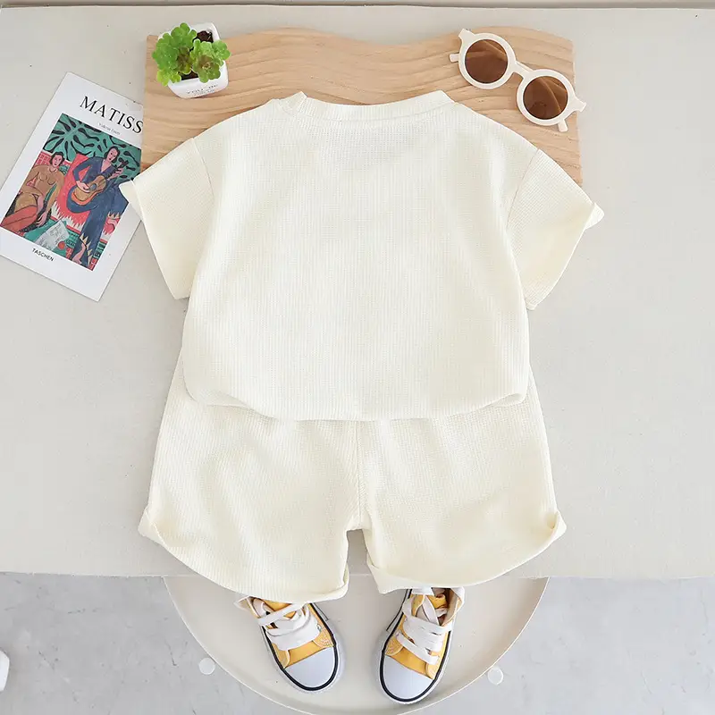 Boys Girls Shorts Set Green Cartoon Print Summer Wear — feature 5