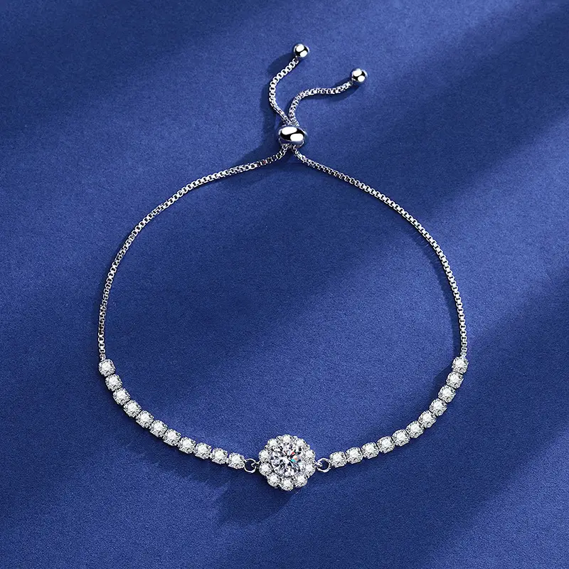 Elegant 2 Karat Princess Square Bracelet for Women - Image 13