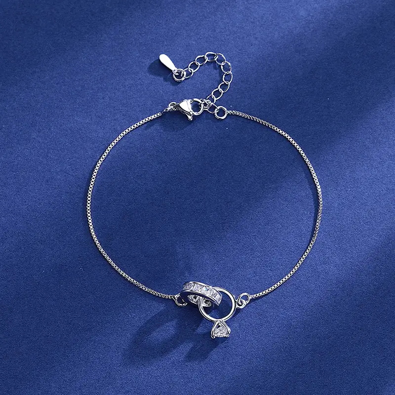 Elegant 2 Karat Princess Square Bracelet for Women - Image 14
