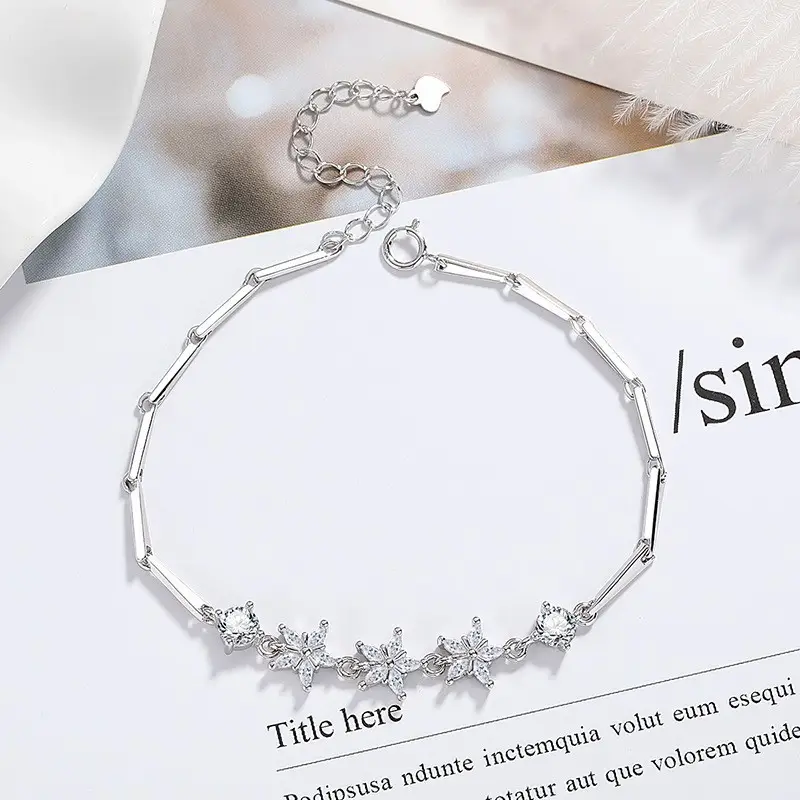 Elegant 2 Karat Princess Square Bracelet for Women - Image 31