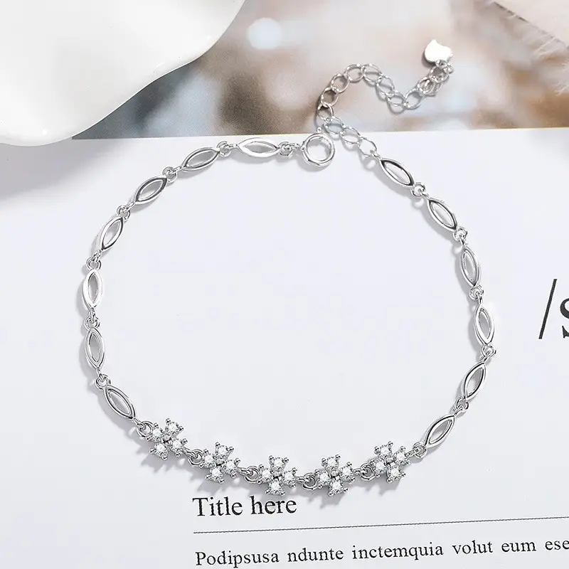 Elegant 2 Karat Princess Square Bracelet for Women - Image 44