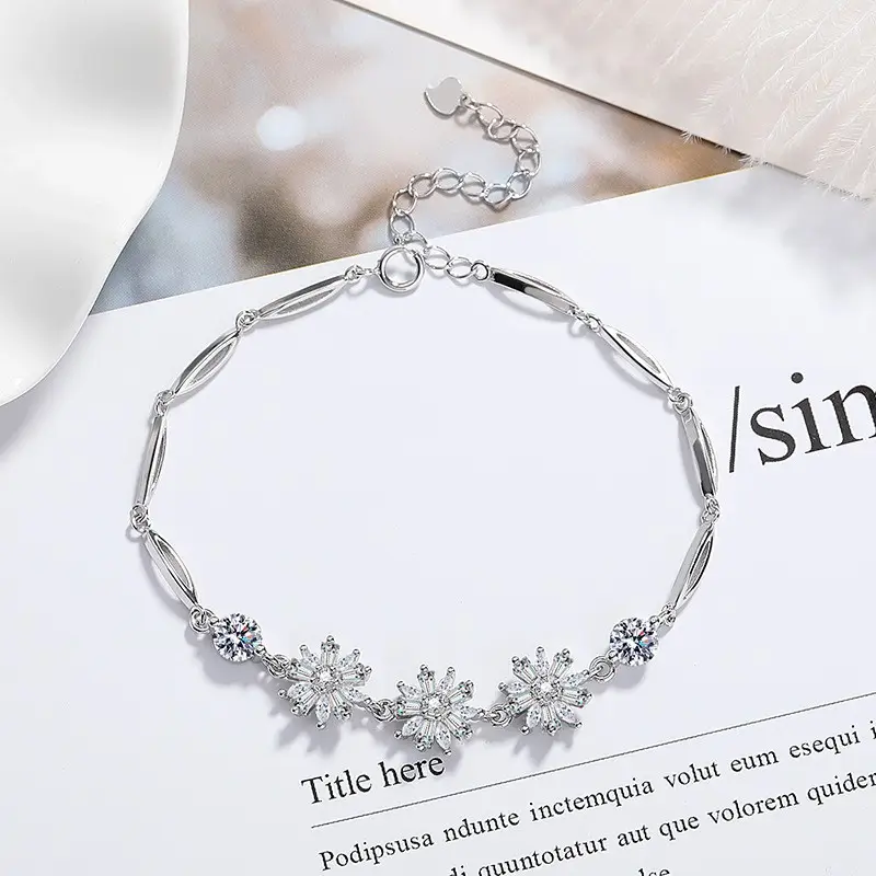 Elegant 2 Karat Princess Square Bracelet for Women - Image 51