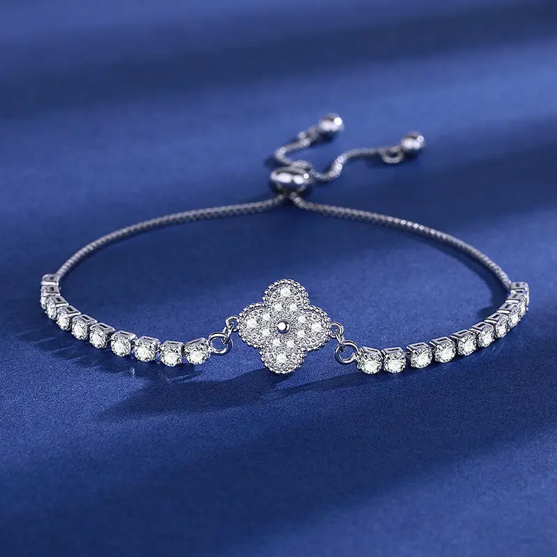 Elegant 2 Karat Princess Square Bracelet for Women - Image 6
