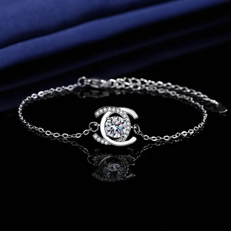 Elegant 2 Karat Princess Square Bracelet for Women - Image 92