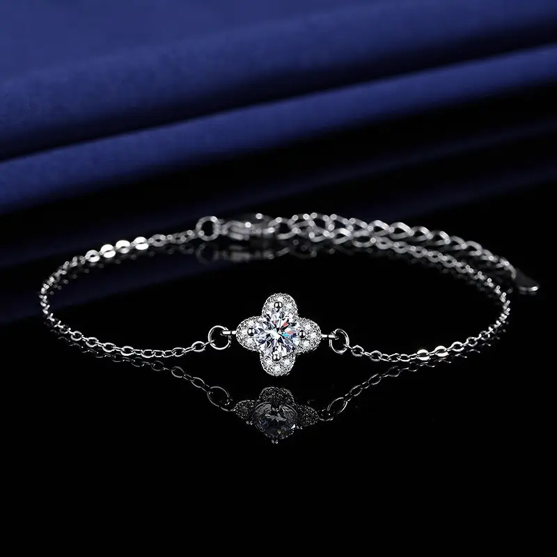Elegant 2 Karat Princess Square Bracelet for Women - Image 97