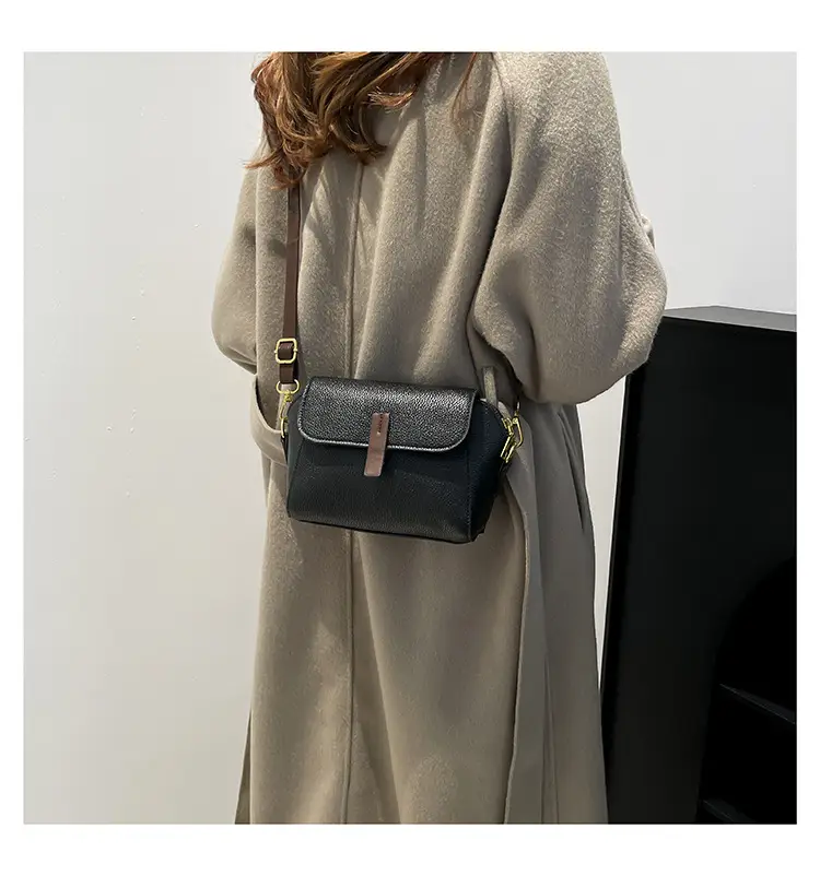 Textured Women's Black Crossbody Bag 2024 — feature 21