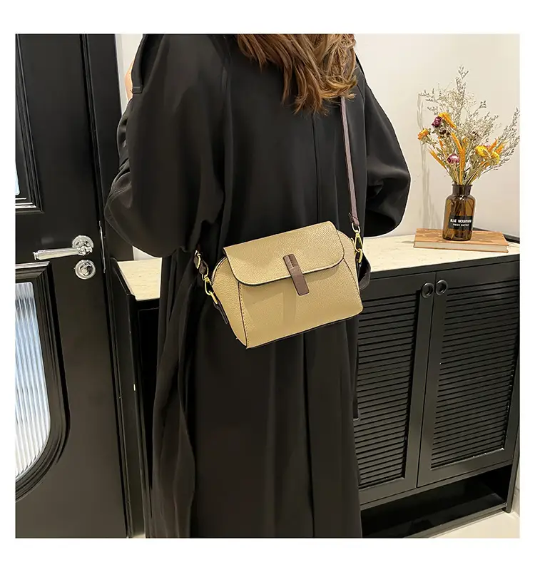 Textured Women's Black Crossbody Bag 2024 — feature 24