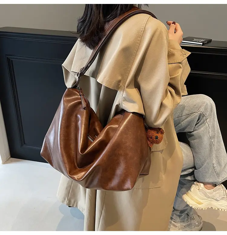 Women's Large Capacity Brown Leather Shoulder Bag 2024 — feature 29