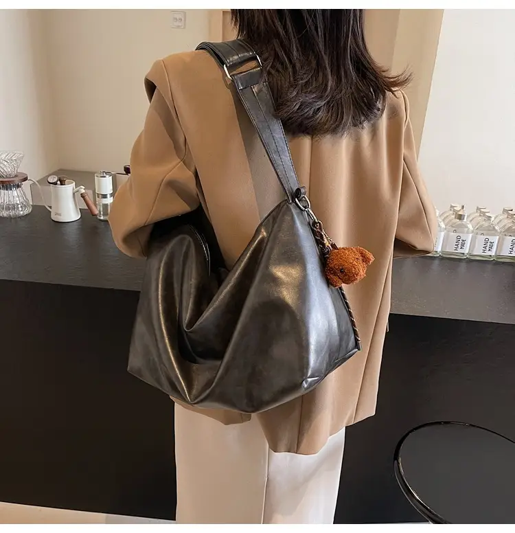 Women's Large Capacity Brown Leather Shoulder Bag 2024 — feature 35