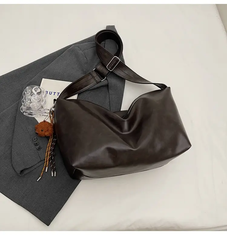 Women's Large Capacity Brown Leather Shoulder Bag 2024 — feature 47