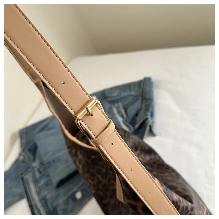 Leopard Print Large Underarm Bag for Women 2026 — feature 10