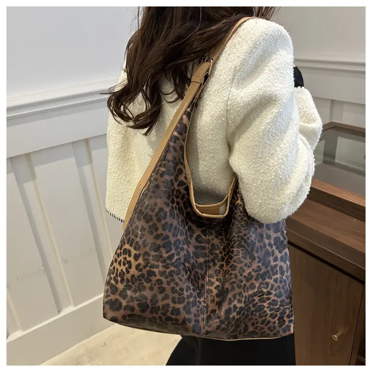 Leopard Print Large Underarm Bag for Women 2026 — feature 23