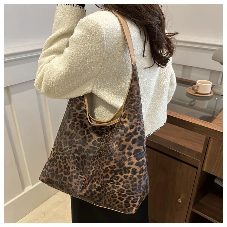 Leopard Print Large Underarm Bag for Women 2026 — feature 25
