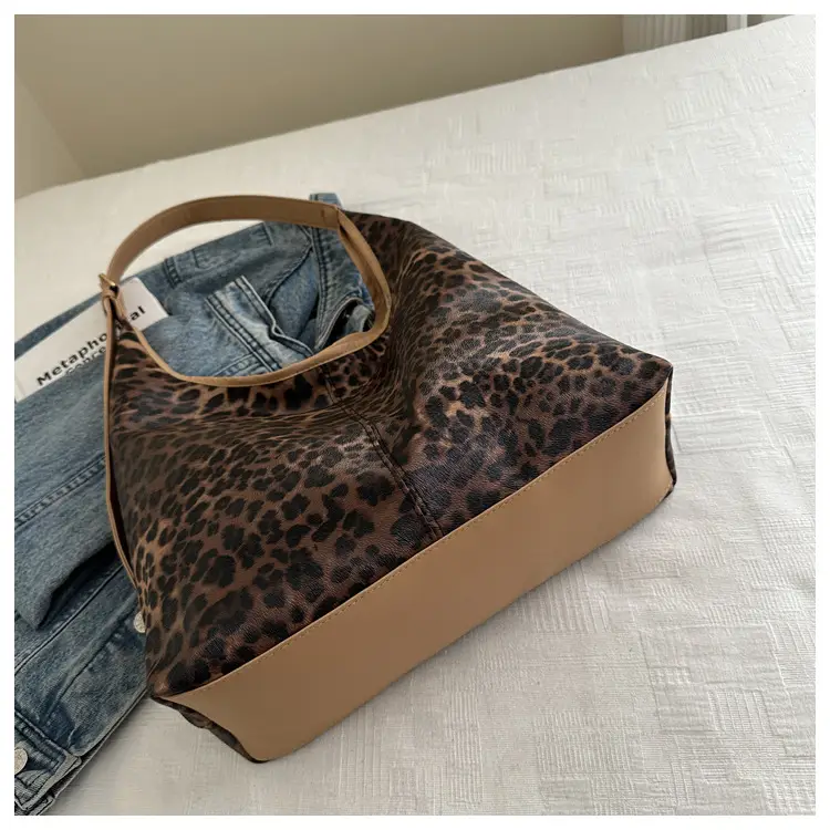 Leopard Print Large Underarm Bag for Women 2026 — feature 7