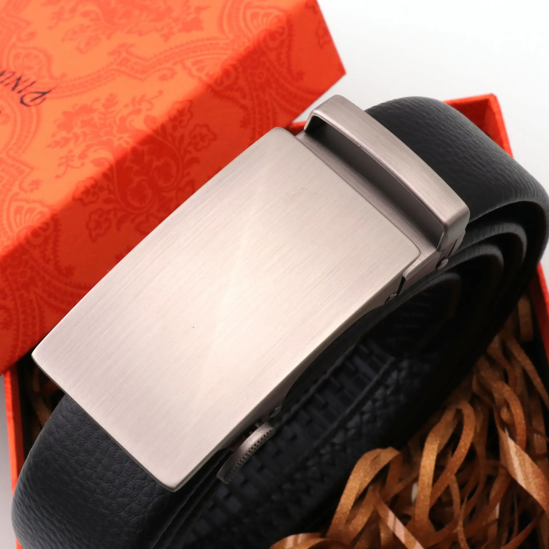 Men's Leather Belt with Brushed Buckle Black - Image 4