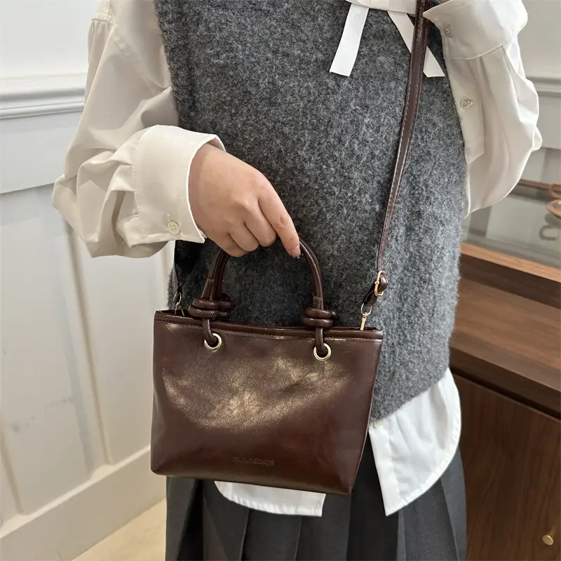 2024 Winter Casual Handbags Red Brown Black Brown - Image 11