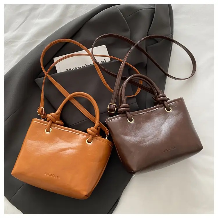 2024 Winter Casual Handbags Red Brown Black Brown — feature 27