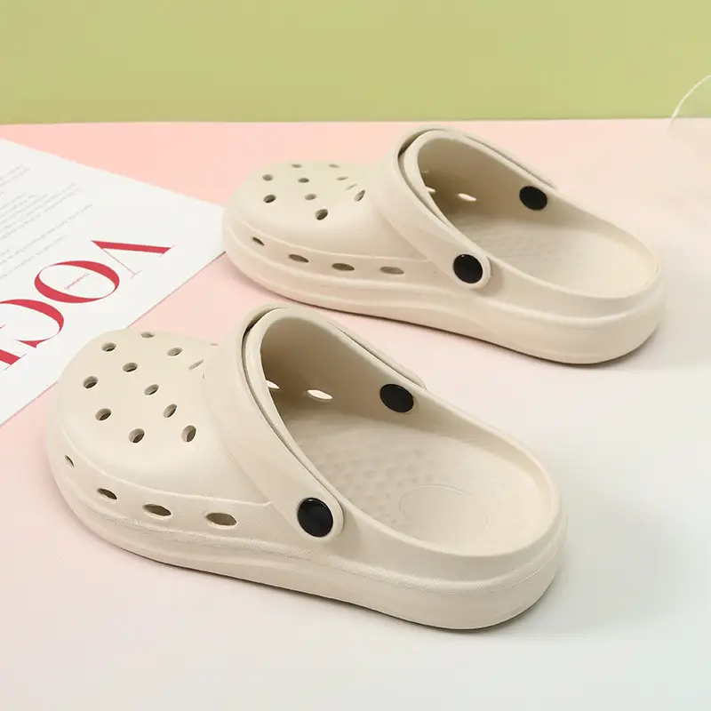 Women's Hole Shoes Non-slip Patch Thick-soled Lightweight Soft Baotou Summer Wear-resistant Height-increasing Breathable Sandals for Men - Image 2