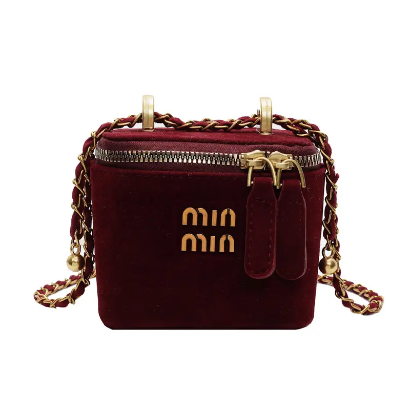 2026 Winter Retro Crossbody Bag for Men - Image 10