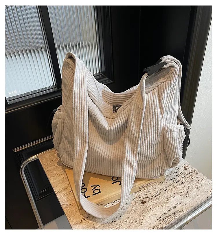 Large Capacity Corduroy Shoulder Bag for Girls — feature 1