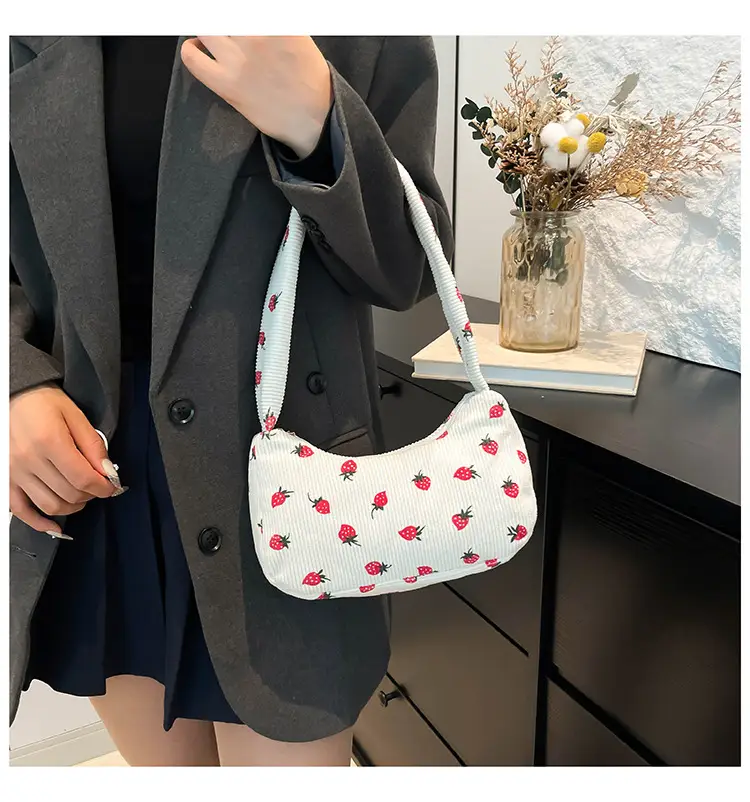 Black Embroidered Shoulder Bag for Women Winter 2024 — feature 9