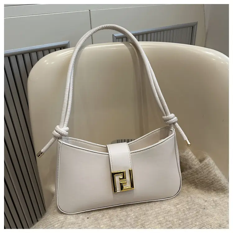 Pink FPU Shoulder Bag for Women Winter 2024 — feature 9