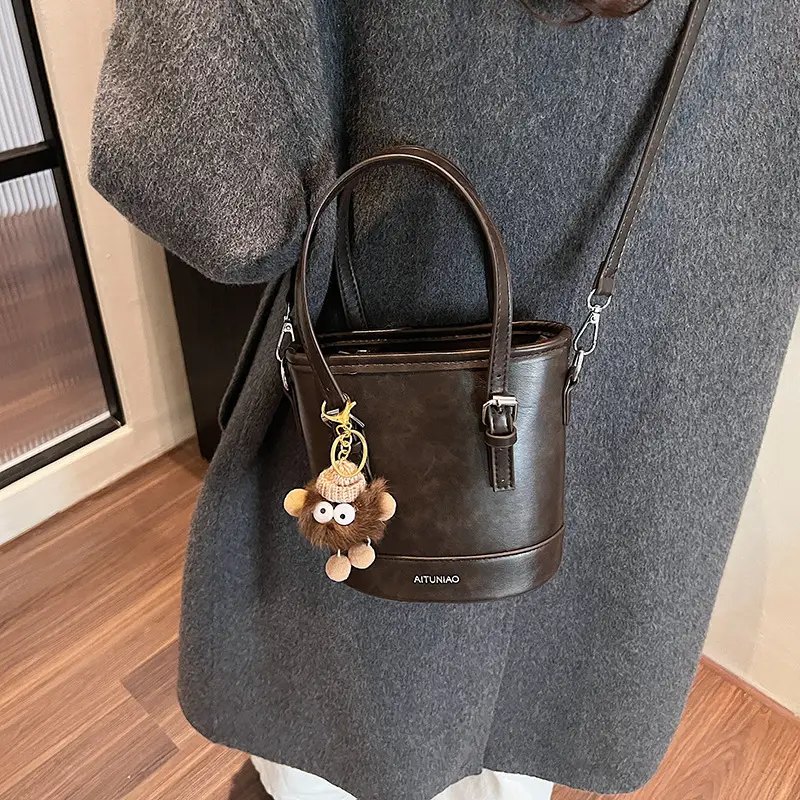 Vintage Textured Bucket Bag Women's Shoulder Crossbody 2024 - Image 11